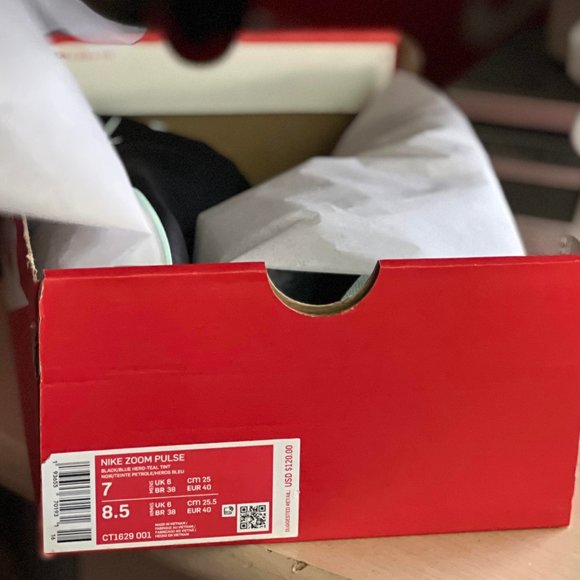 Nike Zoom Pulse Slip On Women's Everyday Heroes Shoes  CT1629-001 - Picture 8 of 9